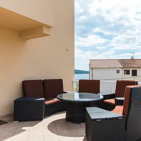 Apartment Apartman Tonci Primosten